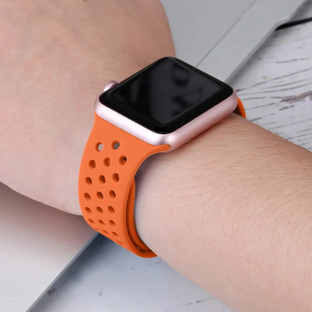 Silicone Strap For Apple Watch Series 9 8 7 41mm 45mm Band Ultra/Ultra 2 49mm Bracelet For Apple Watch SE 7 6 5 40mm 44mm Correa