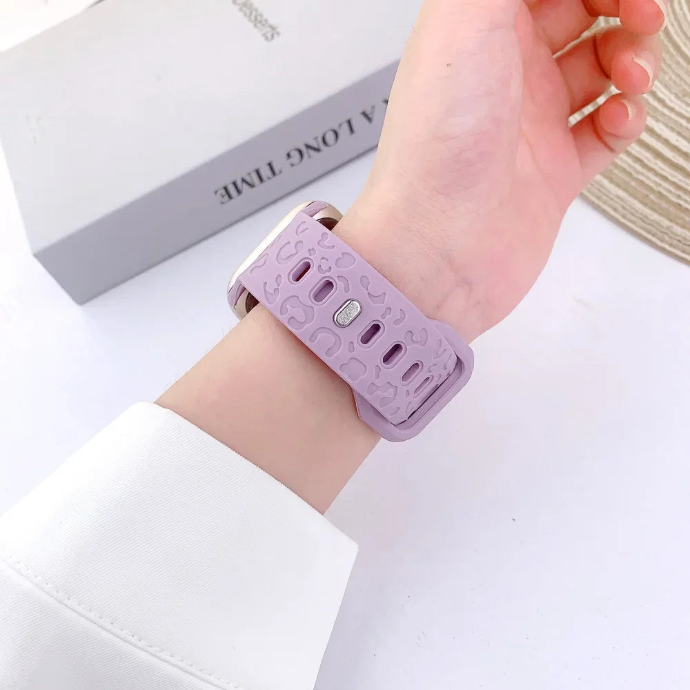 Engraved Silicone Strap for Apple Watch Band Ultra 2 49mm 45mm 44mm 42mm 41mm 38 40mm Bracelet for Iwatch Series 9 8 7 6 SE 5 4