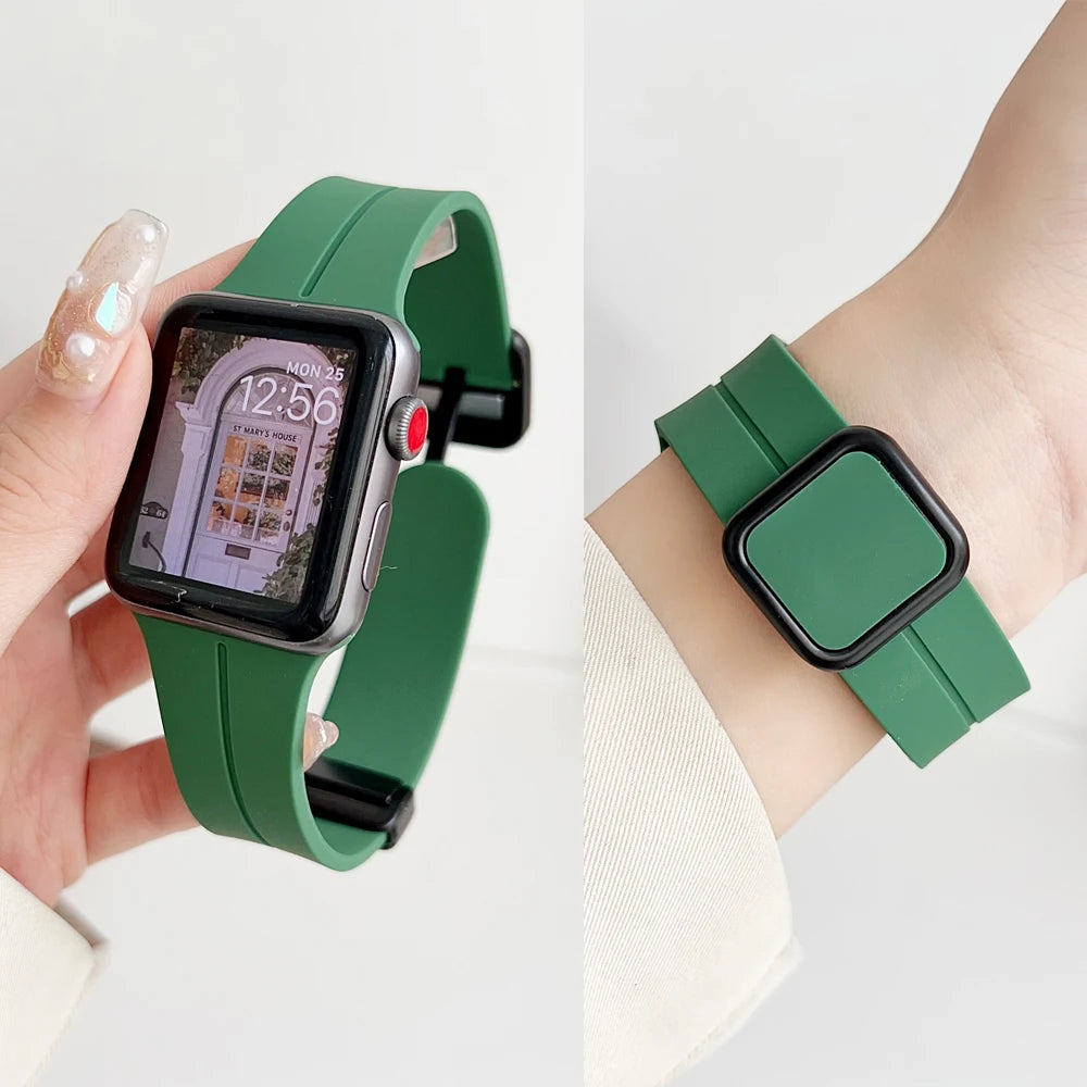 Magnetic Silicone Strap For Apple watch band 44mm 45mm 49mm 40mm 41mm 42mm 38mm correa Bracelet iWatch Series 7 8 se 6 9 ultra 2