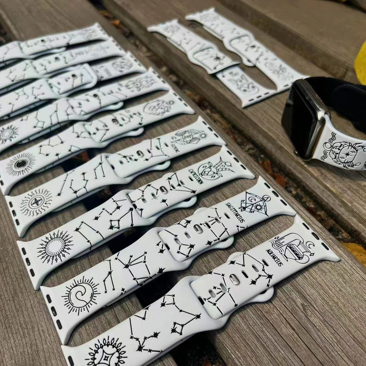 Horoscope Prints Strap for Apple Watch Ultra 2 Band 49mm 45mm 44mm 41mm 40mm Carvings Bracelet for Iwatch Series 9 8 7 6 SE 5 4