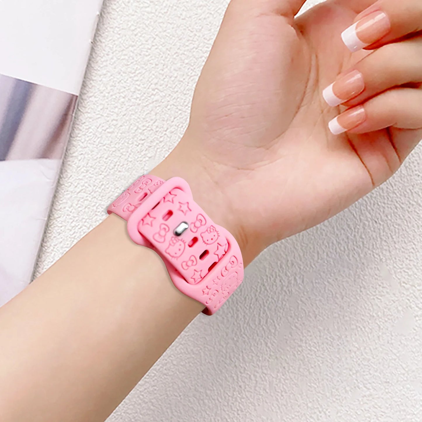 Sanrio HelloKitty For Apple Watch Bands 40mm 41mm 38mm Silicone Sport Bracelet IWatch Strap Series SE 9 8 7 6 5 3 4 Ultra 2 Gift