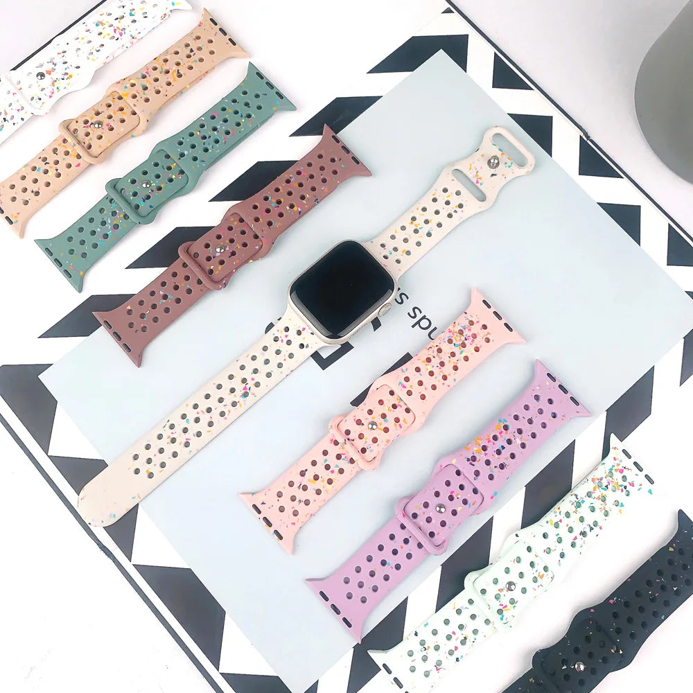 Silicone Sport Strap For Apple Watch Band 44mm 45mm 41mm 40mm 49mm 42mm 38mm Bracelet for iWatch Series Ultra 2 SE 9 8 7 6 5 4 3