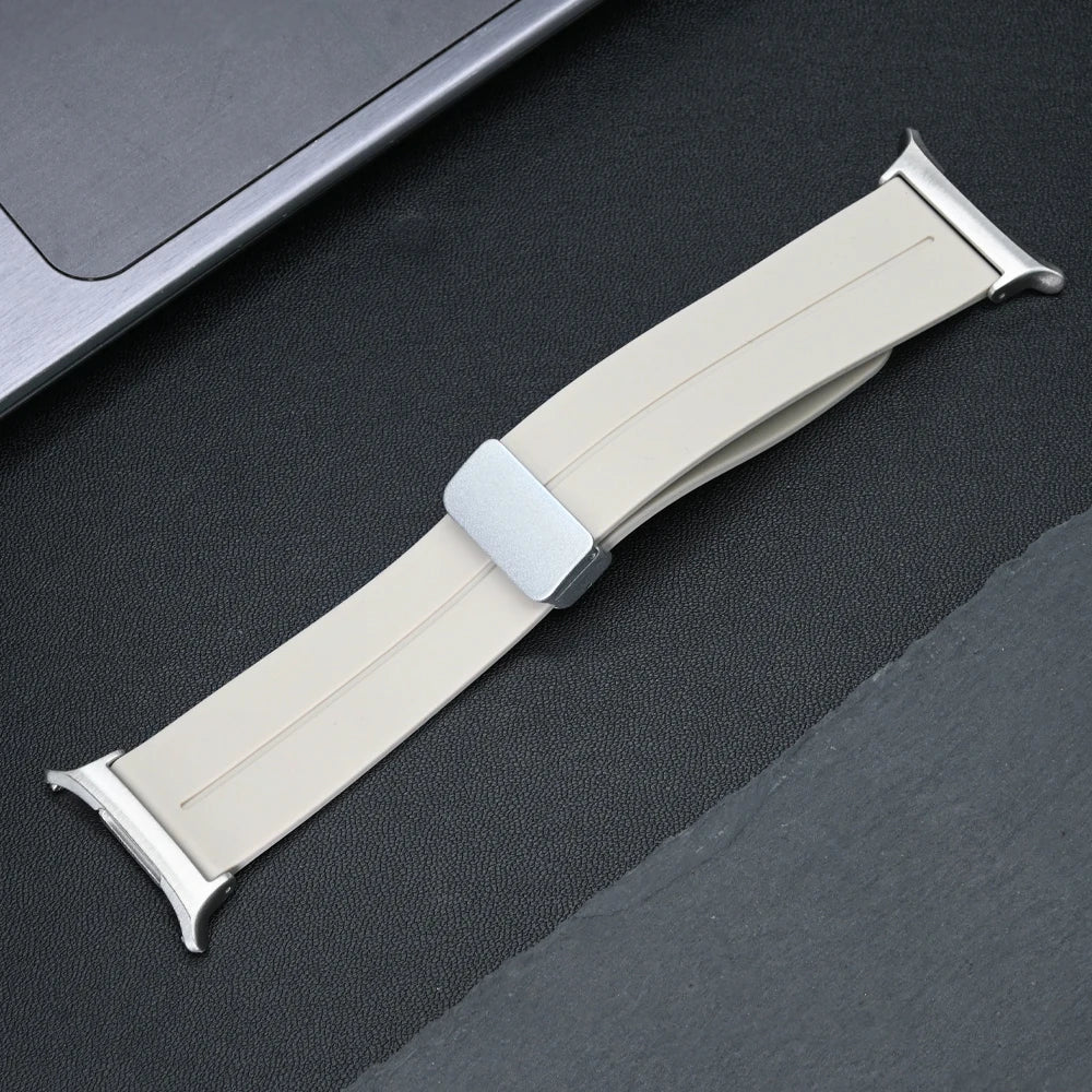 Silicone Sport Band for Samsung Galaxy Watch 7 Ultra 47mm Soft Loop Bracelet for Galaxy Watch 7 Ultra 47mm Magnetic Buckle Strap