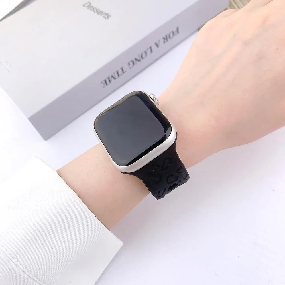 Engraved Silicone Strap for Apple Watch Band Ultra 2 49mm 45mm 44mm 42mm 41mm 38 40mm Bracelet for Iwatch Series 9 8 7 6 SE 5 4