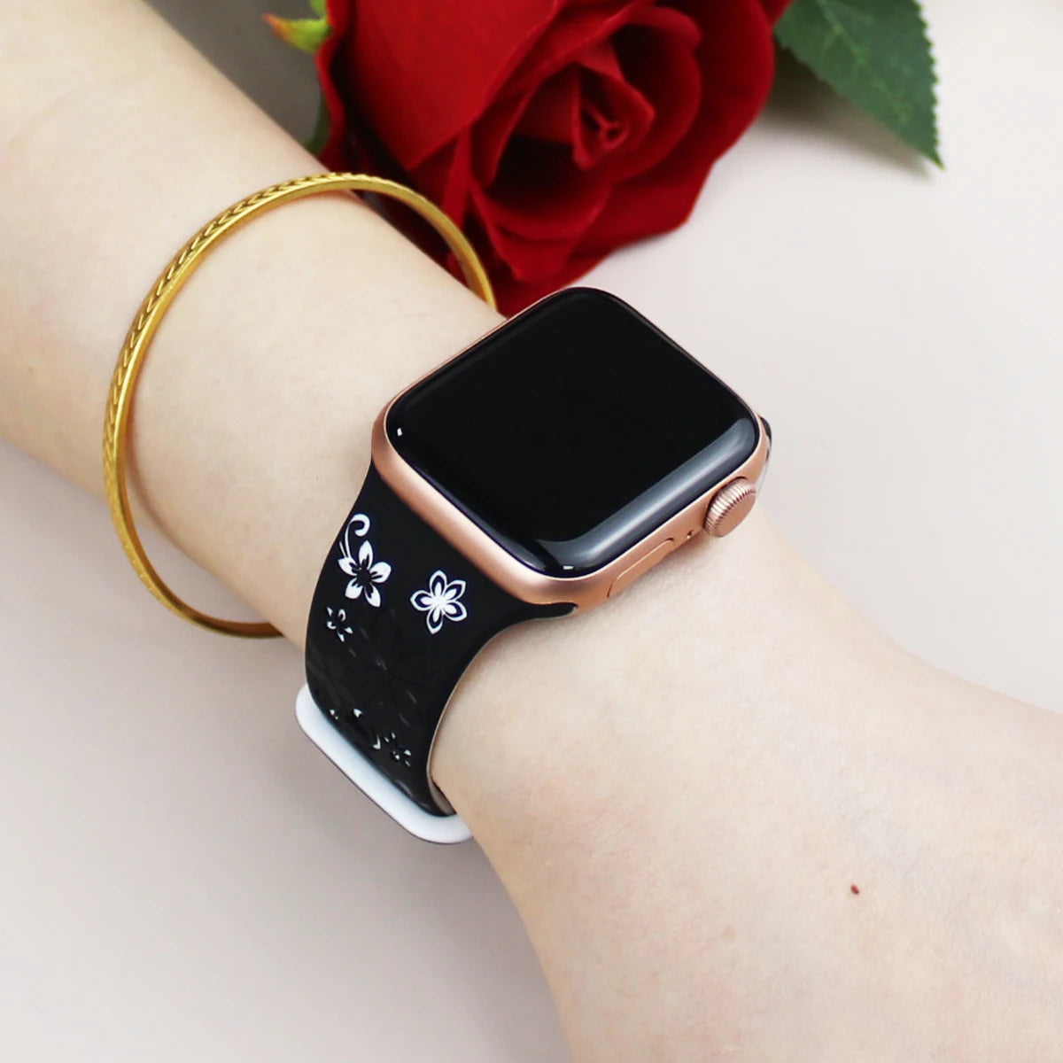 Silicone Strap for Apple Watch Band 41mm 45mm 40mm 44mm Floral Engraved Bracelet for iWatch Series 3/4/5/6/7/8/9/SE/Ultra 2 49mm