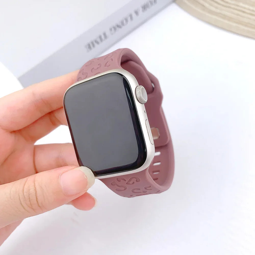 Engraved Silicone Strap for Apple Watch Band Ultra 2 49mm 45mm 44mm 42mm 41mm 38 40mm Bracelet for Iwatch Series 9 8 7 6 SE 5 4